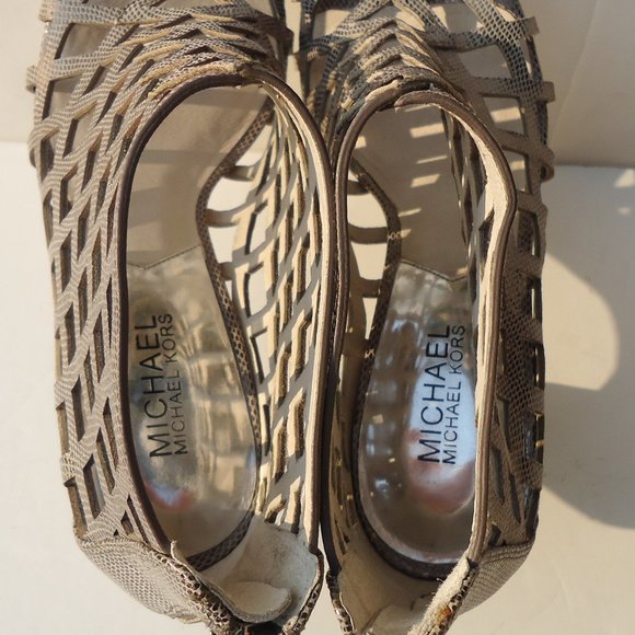 SIZE 8M. MICHAEL Michael Kors Yvonne cage heels booties - Picture 10 of 16